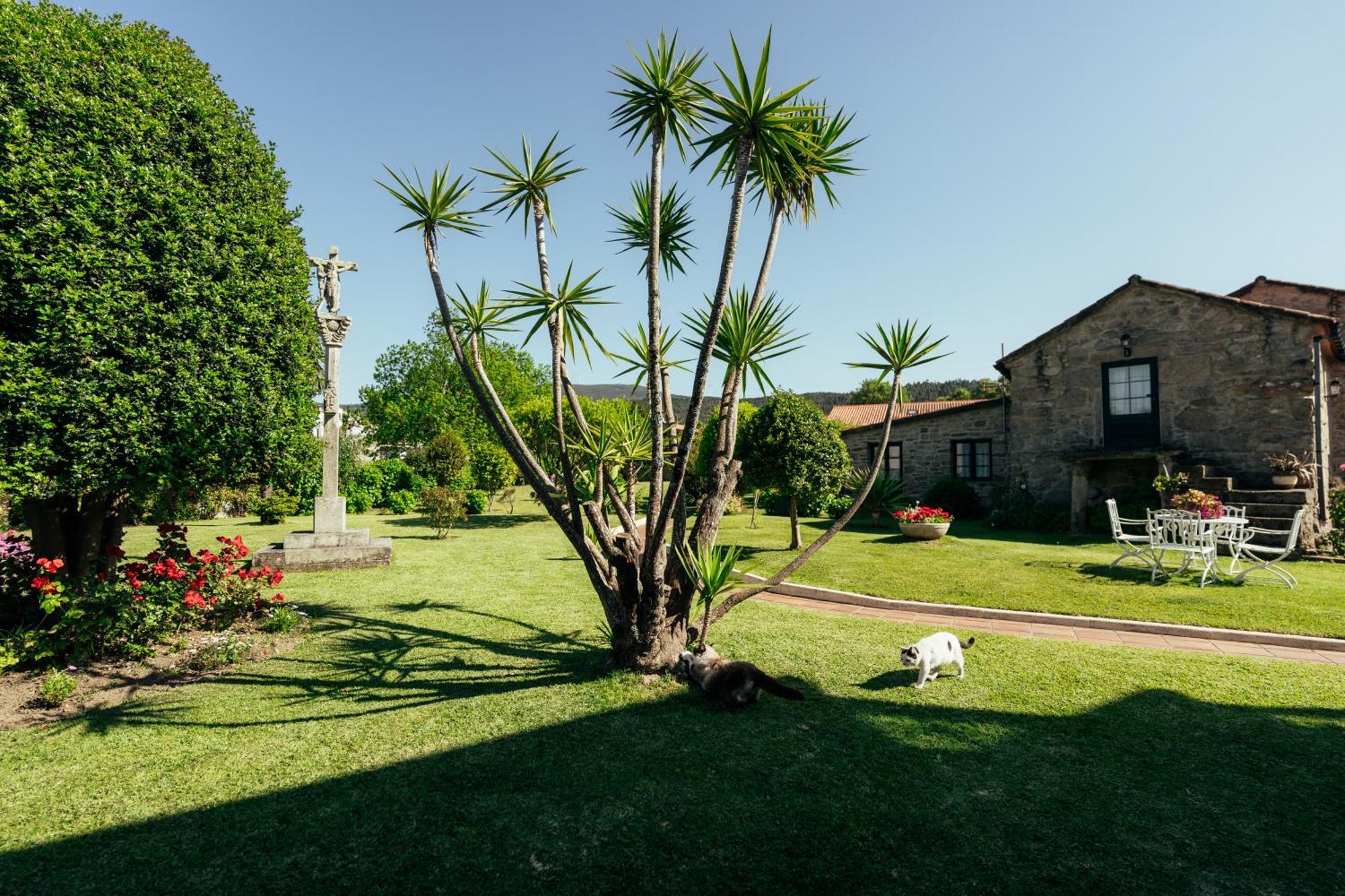 Os Miguelinos Guest House Catoira Exterior photo